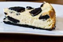 Cookies and Cream Cheesecake